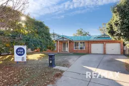 12 Corella Place, Estella