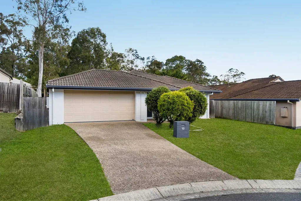 Freshly Renovated Family Home!