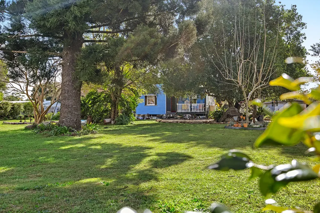 10654 New England Highway, Highfields, QLD 4352