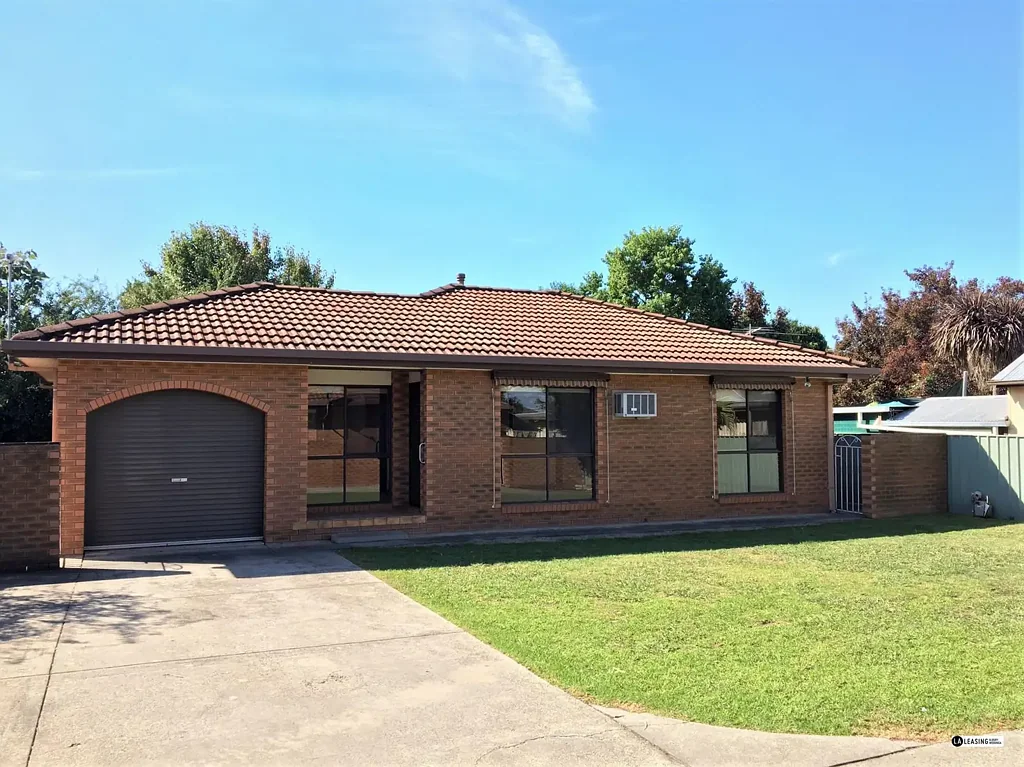 Private 2 Bedroom Unit in Quiet Location