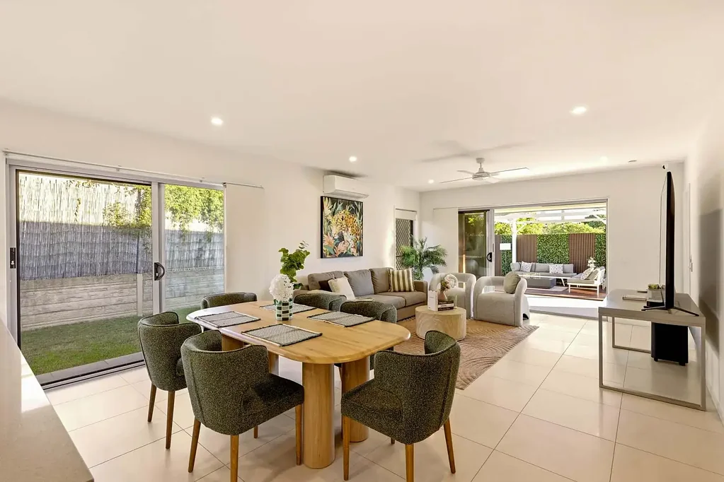 Capalaba 4房 轻松居家生活，尽在此处。 Home Should Feel This Easy.