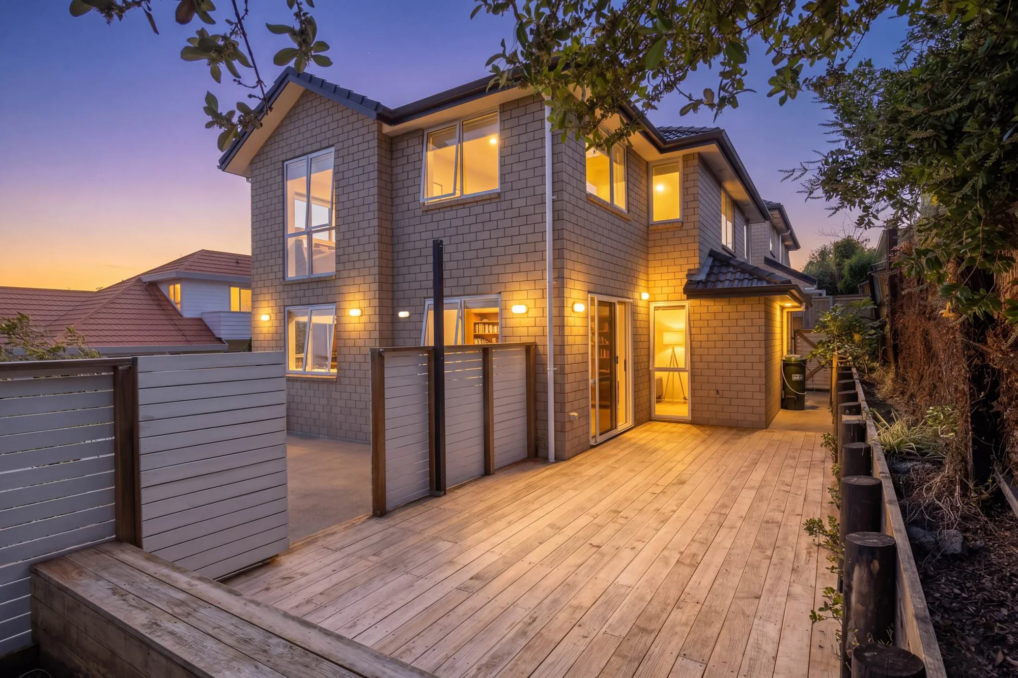 Glen Eden 4Kwarto Immediate Possession Offered!