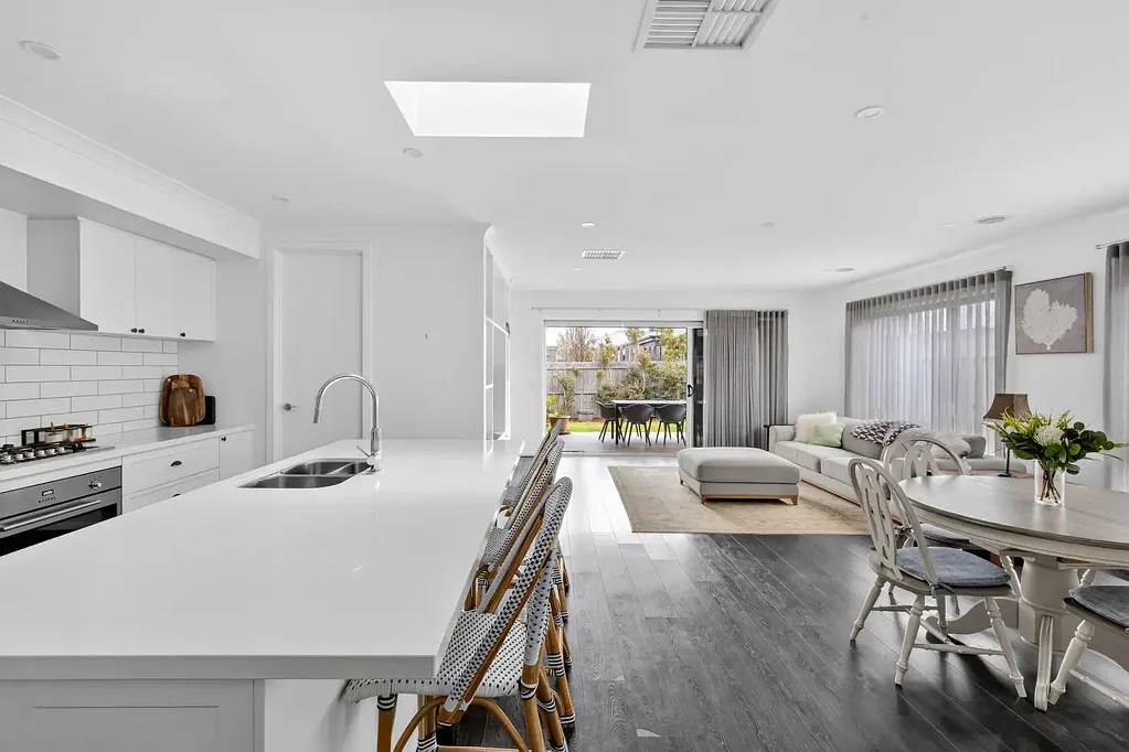 Armstrong Creek 3 Bedroom Distinctive & Rare – Boutique Home in a Coveted Location