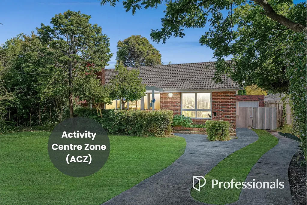 Ringwood 2غرفة نوم Rare Blue-Chip Development Opportunity in the Heart of Ringwood – GRZ1/DDO3 Potential on 725sqm (Approx.)