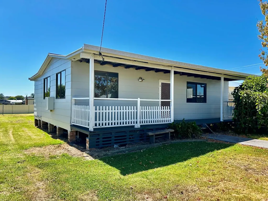15 Dumaresq Street, Uralla, NSW 2358