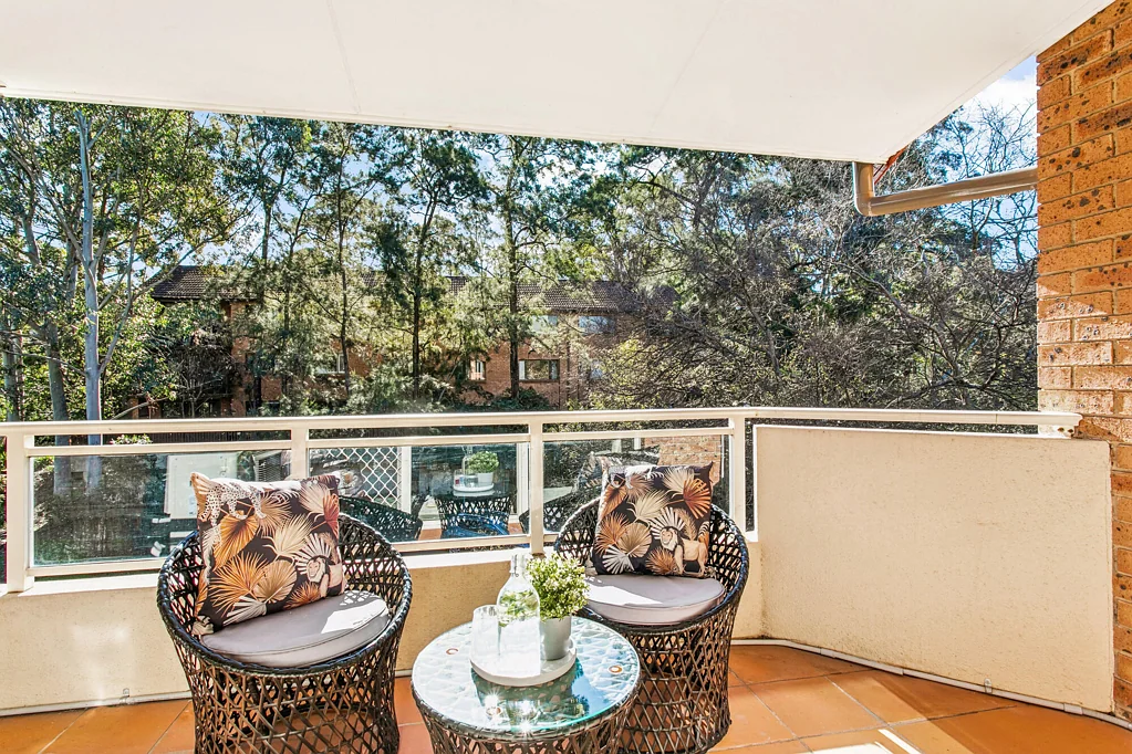 Artarmon 2ਬੈੱਡਰੂਮ Whisper quiet, North Facing Apartment with Leafy Park Views