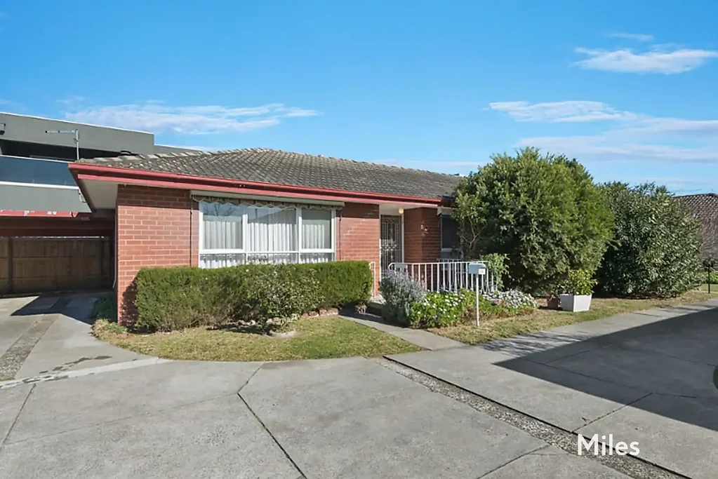 Heidelberg West 2 Bedroom Under Contract