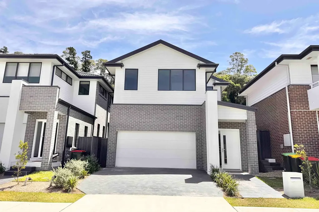 Pemulwuy 4Habitaciones Attention downsize and families, don't miss out this  last seat at the top of mountain brand new house with 300sqm land size. Special price apply