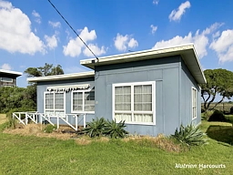 13 Fry Street, Manns Beach