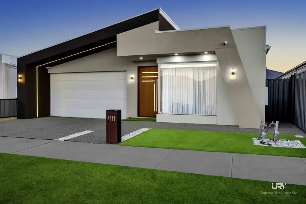 Mickleham 4 Slaapkamer A Luxury Statement next to Craigieburn !! House with No Equal !!