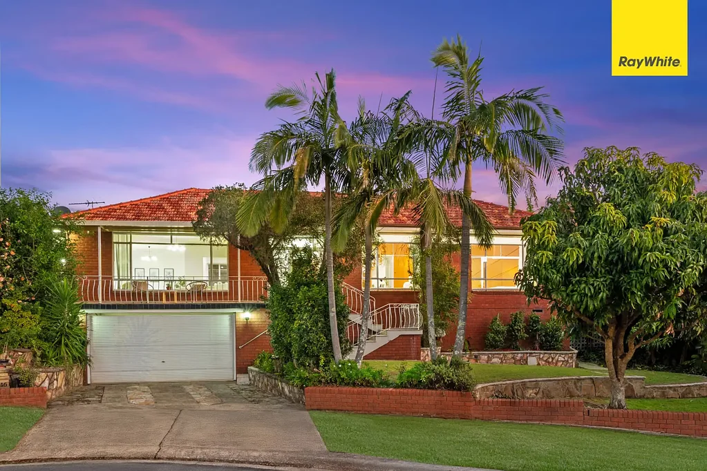 Carlingford 4બેડરૂમ Spacious family home 700metres to Carlingford town centre