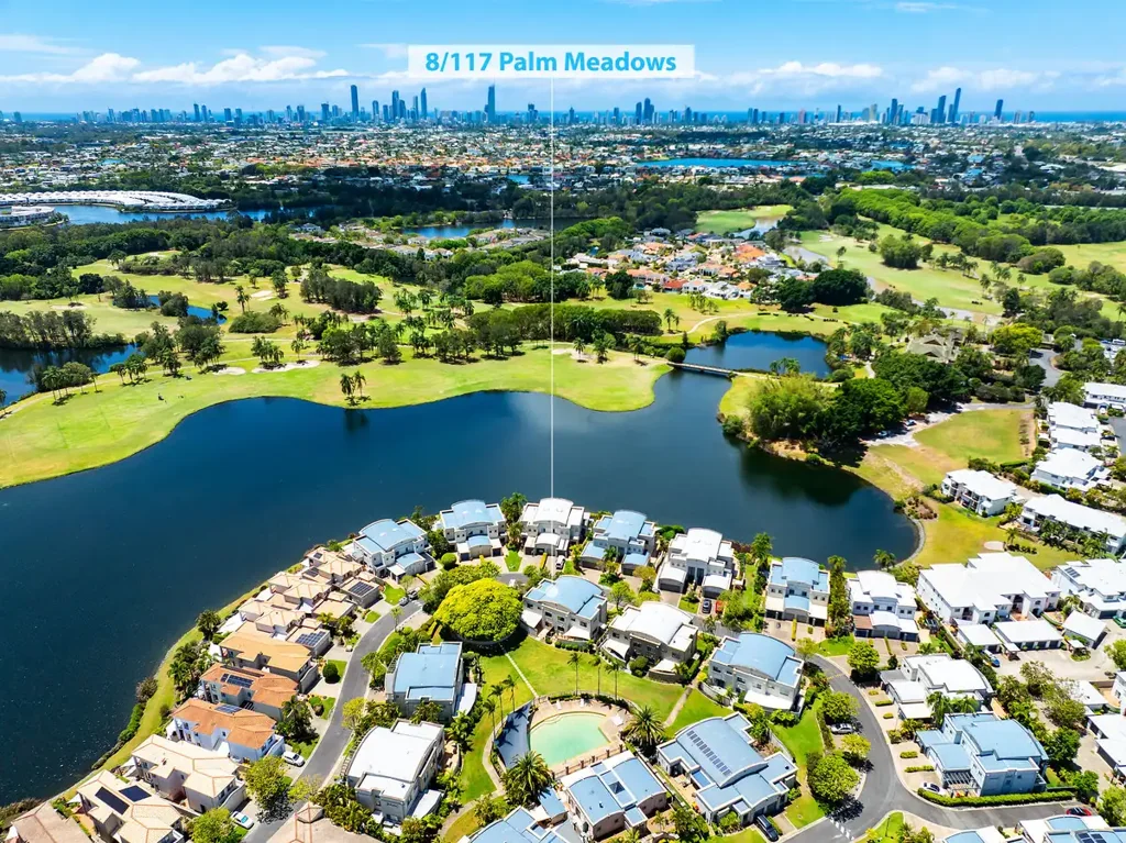 8/117 Palm Meadows Drive, Carrara, QLD 4211