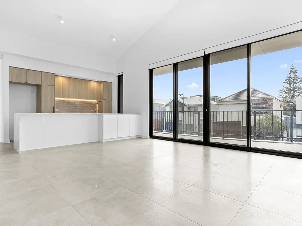 Brand New, Luxurious and Ready to Move In
