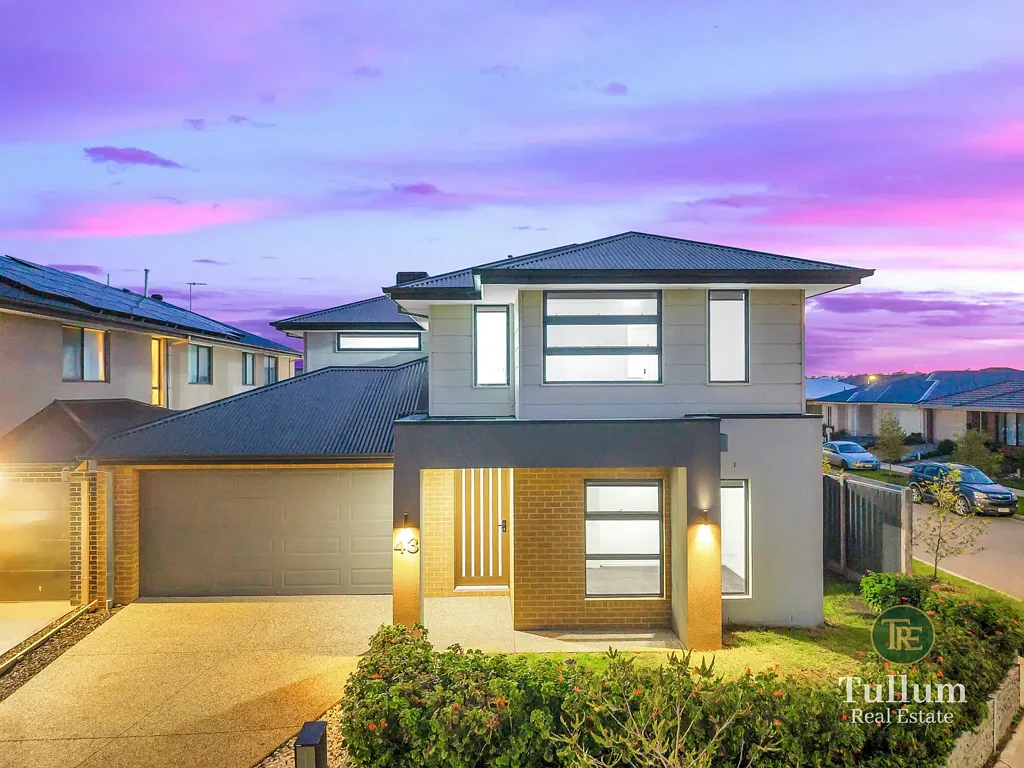 Clyde North 6chambre Luxury Family Living with Space, Style & Unmatched Convenience!