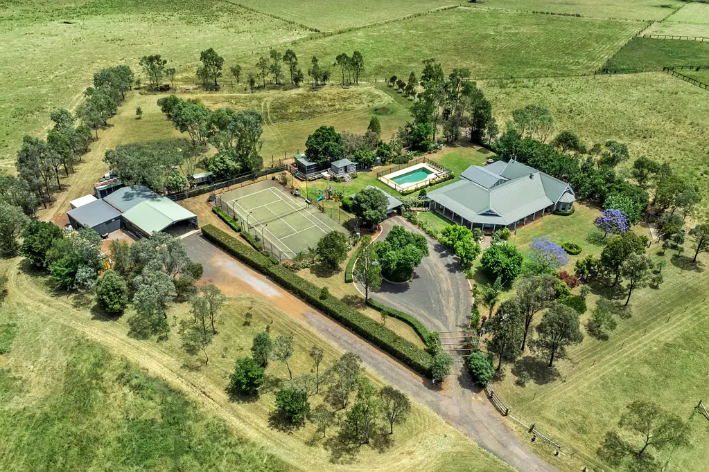 Scone 4Phòng ngủ Elegant Country Living at 493 Bunnan Road, Scone