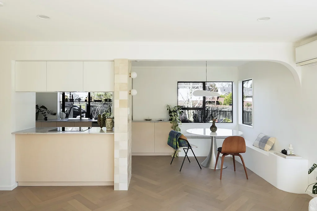 Bayview 4Moenga Total Transformation by an Award-Winning Designer