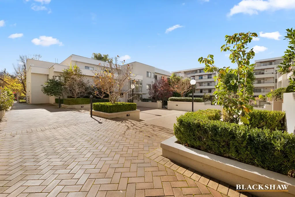 Furnished Executive Apartment