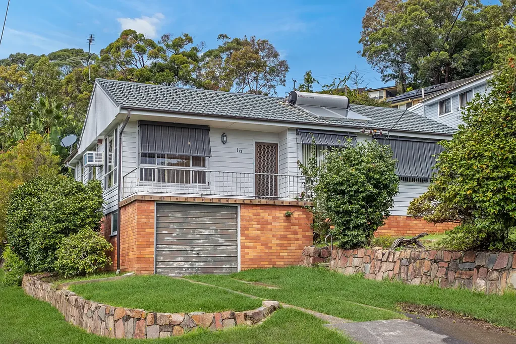 Lakeside Three Bedroom Home