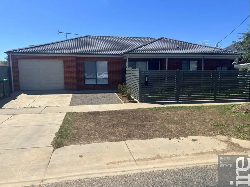15 Cribbes Road, Wangaratta, VIC 3677