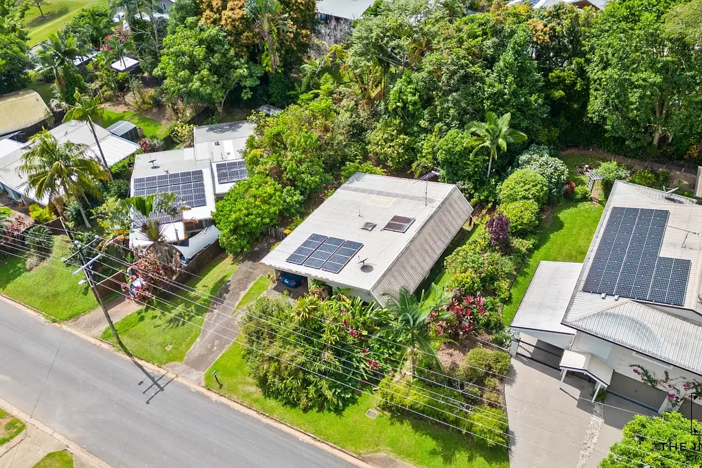 Smithfield 3 Slaapkamer Renovator's Dream in a Quiet Smithfield Cul-de-sac