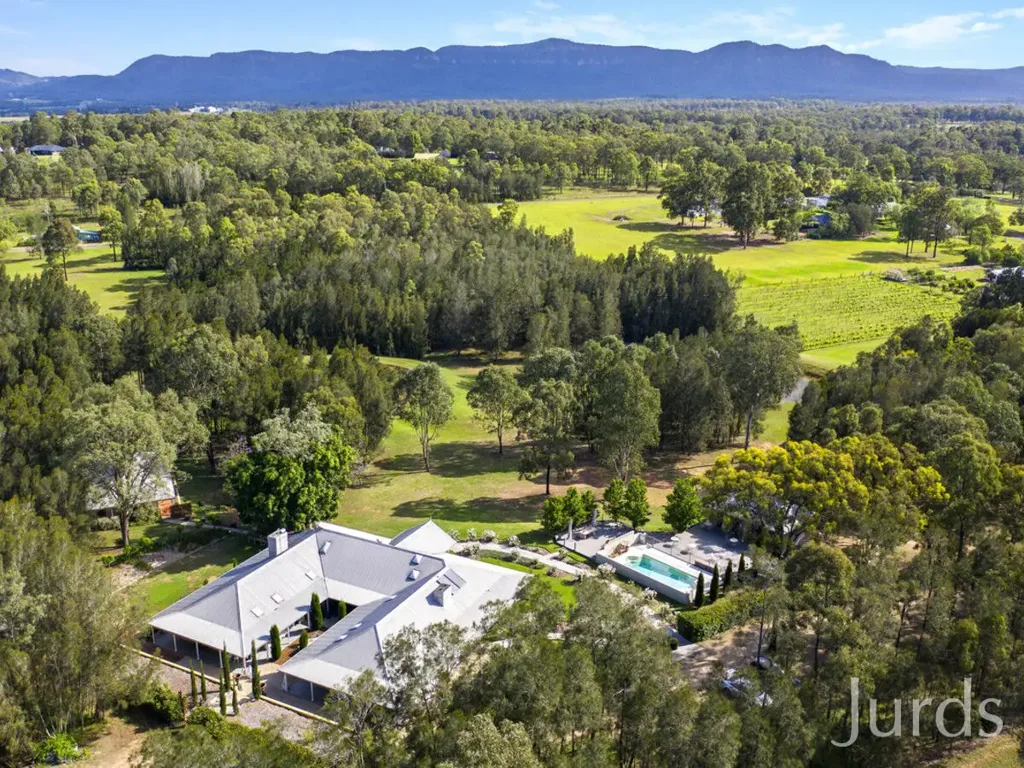 Pokolbin THISTLE HILL GUEST HOUSE – HIGH INCOME LUXURY ACCOMMODATION IN HUNTER VALLEY