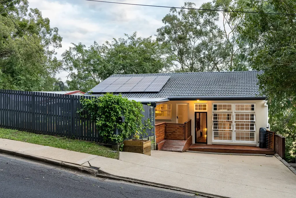 68 Blackheath Road, Oxley, QLD 4075