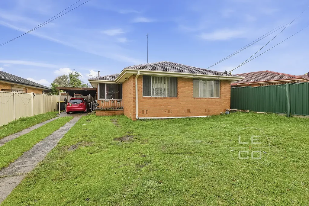 Springvale South 3房 备受追捧的家庭住宅黄金地段的绝佳机会 Prime Opportunity in a Highly Sought-After Family Location