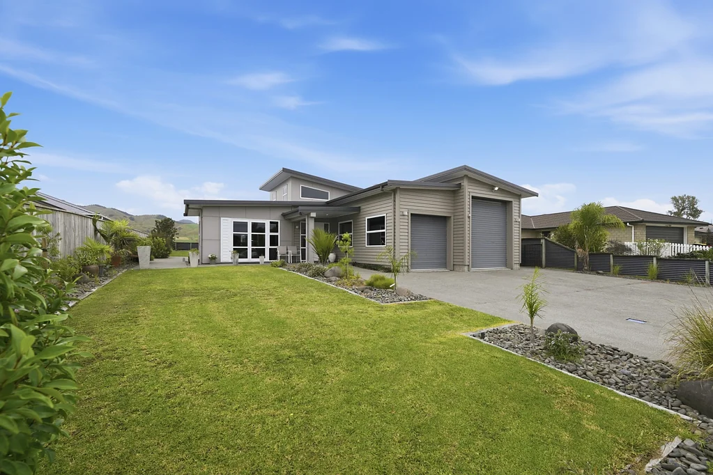 Paeroa 4房  Elevated Architectural Living