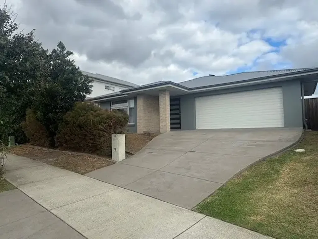 42 Rockmaster St, Chisholm