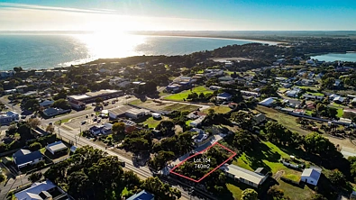 Aerial view - 11 Robe Street, Robe, SA 5276