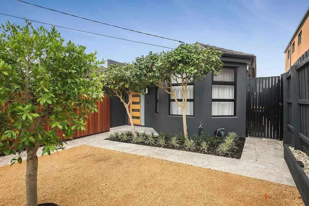 Contemporary Bayside Living with Premium Finishes