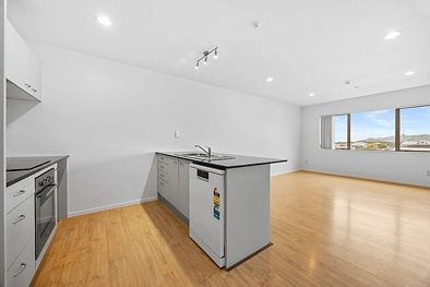 Stylish Newly Renovated 3-Bedroom Apartment