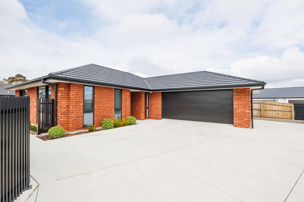 Feilding 4Zimmer Near new four bedroom