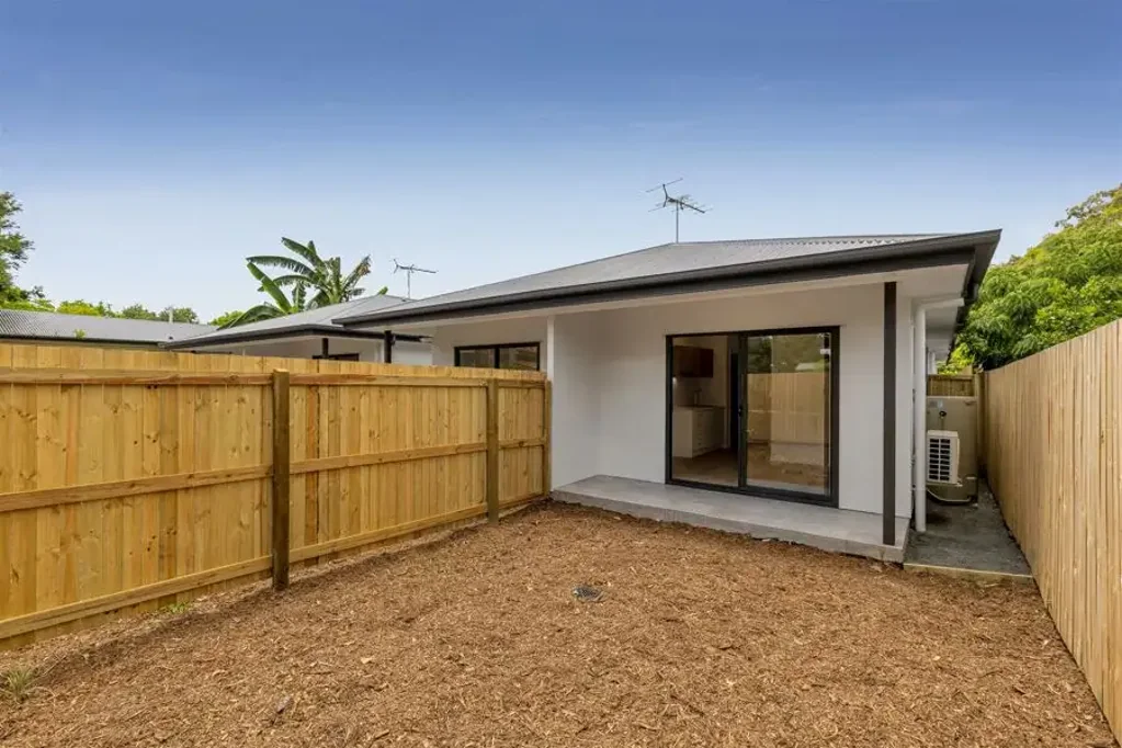 ULTRA MODERN UNFURNISHED BALD HILLS STUDIO APARTMENT!