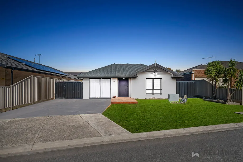 Roxburgh Park 4房 时尚家庭生活，宽敞、舒适且现代迷人 Stylish Family Living with Space, Comfort & Modern Appeal