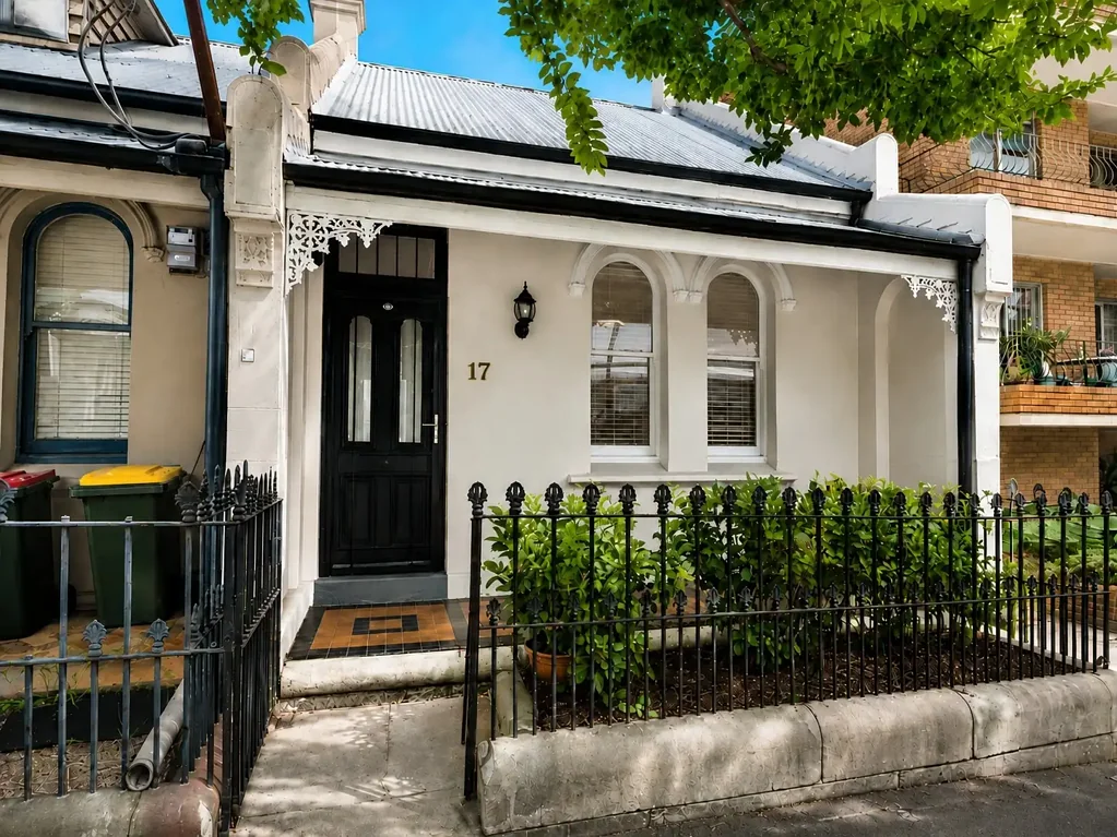 Spacious inner-city living with private courtyard