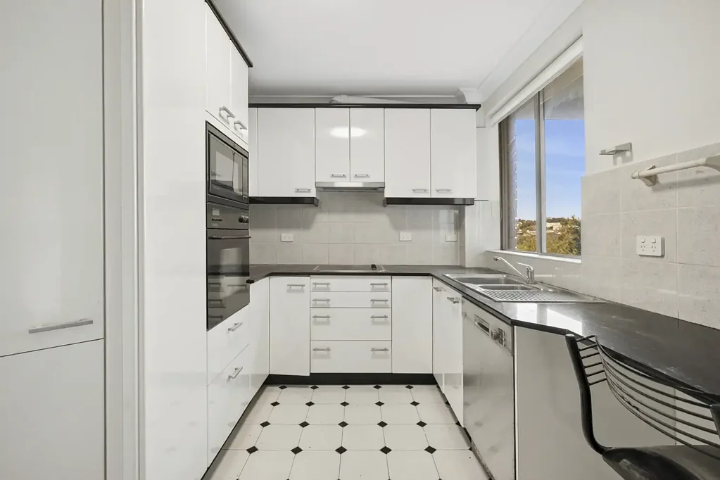 Stunning Harbourside Apartment