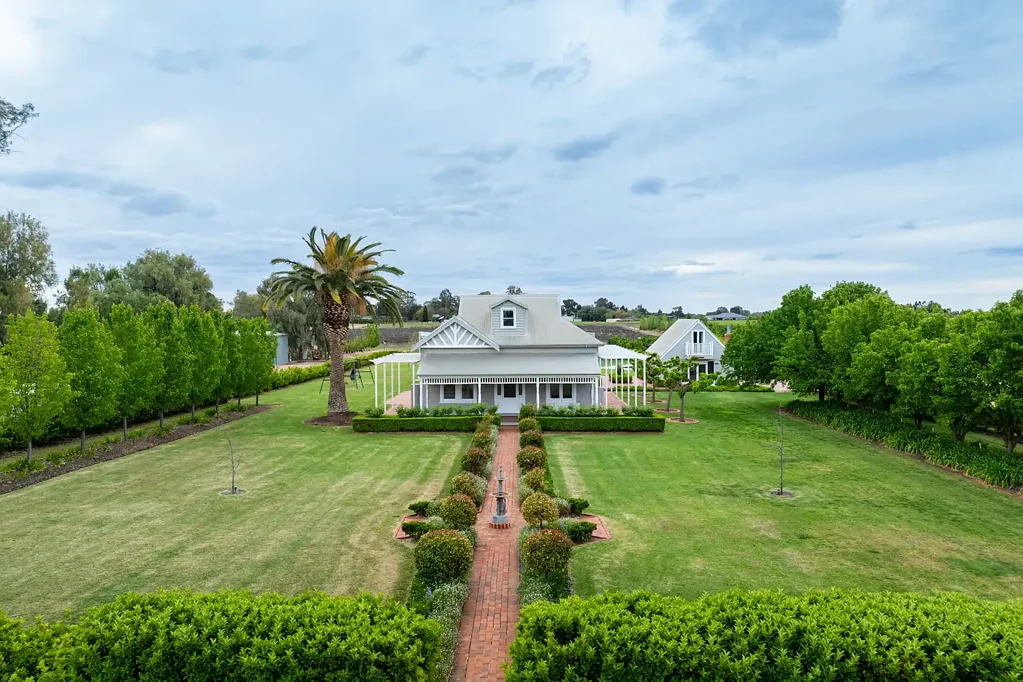 48 Creaton Lane, Irymple, VIC 3498