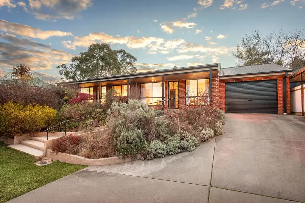 25 Isaacs Avenue, Yackandandah, VIC 3749