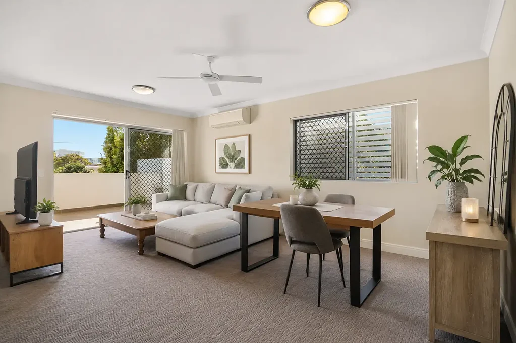 Chermside 2房 Chermside 核心地段的轻松生活 Effortless Living in the Heart of Chermside