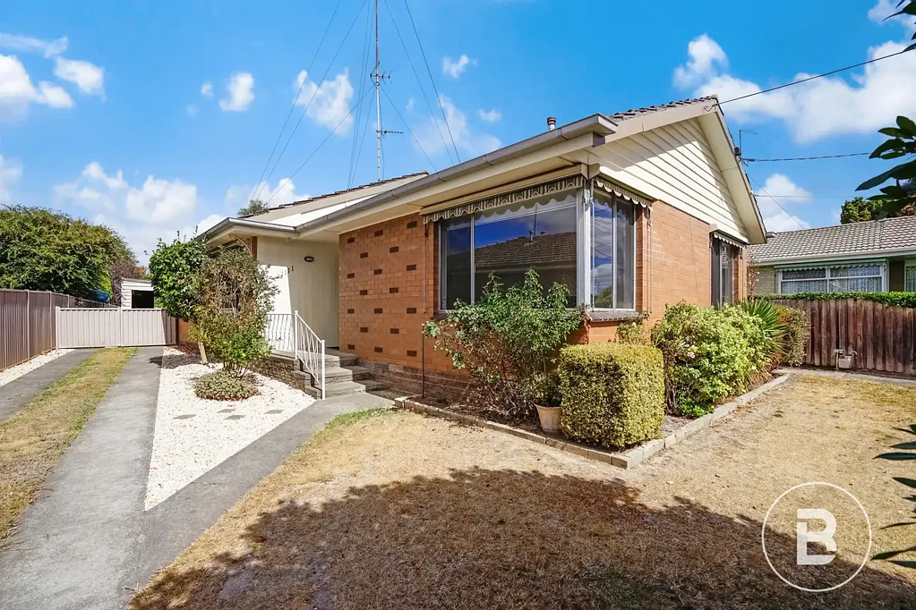 RENOVATED THREE BEDROOM BRICK VENEER HOME