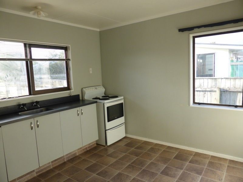 42a Raglan Avenue, Cloverlea, Palmerston North, 3 chambres, 1 salles de bain