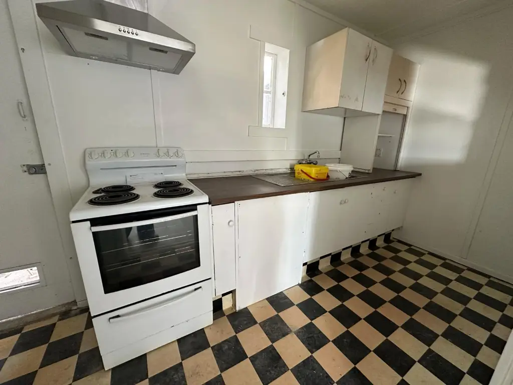 Panmure - Refreshed Studio Flat