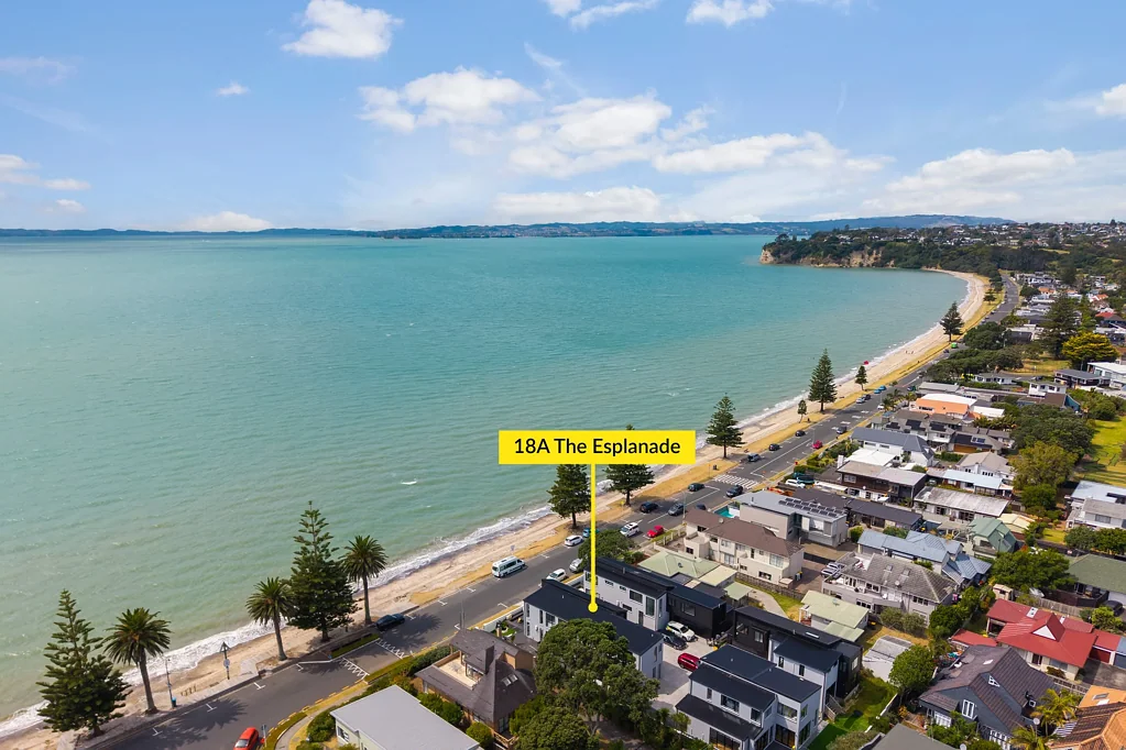 Eastern Beach 4कमरा Most coveted beachfront living