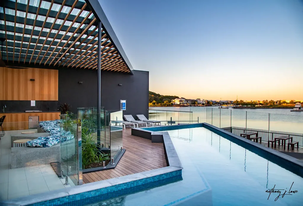 15 North Quay Circuit, Hope Island, QLD 4212