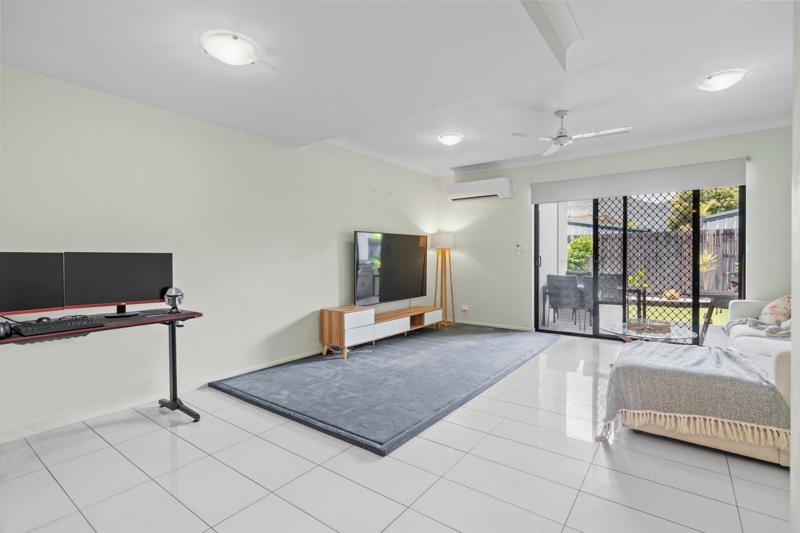 UNIT 3 50-54 BIRCH ST, MANUNDA QLD 4870, 0 कमरे, 0 बाथरूम, Unit