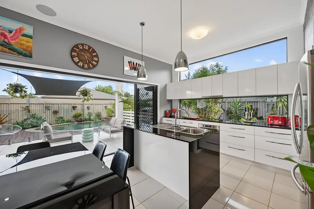 32 Marblewood Circuit, Mount Low, QLD 4818