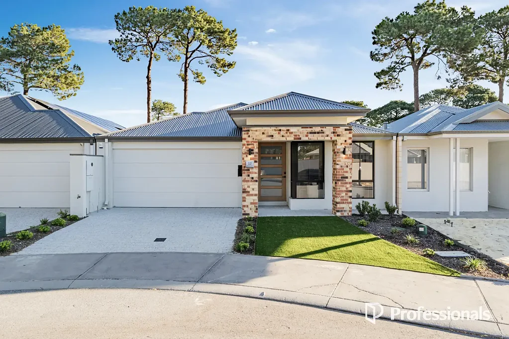 Ellenbrook 3房  Brand New. Never Lived In. A Modern 3x2 Home Overlooking the Pines
