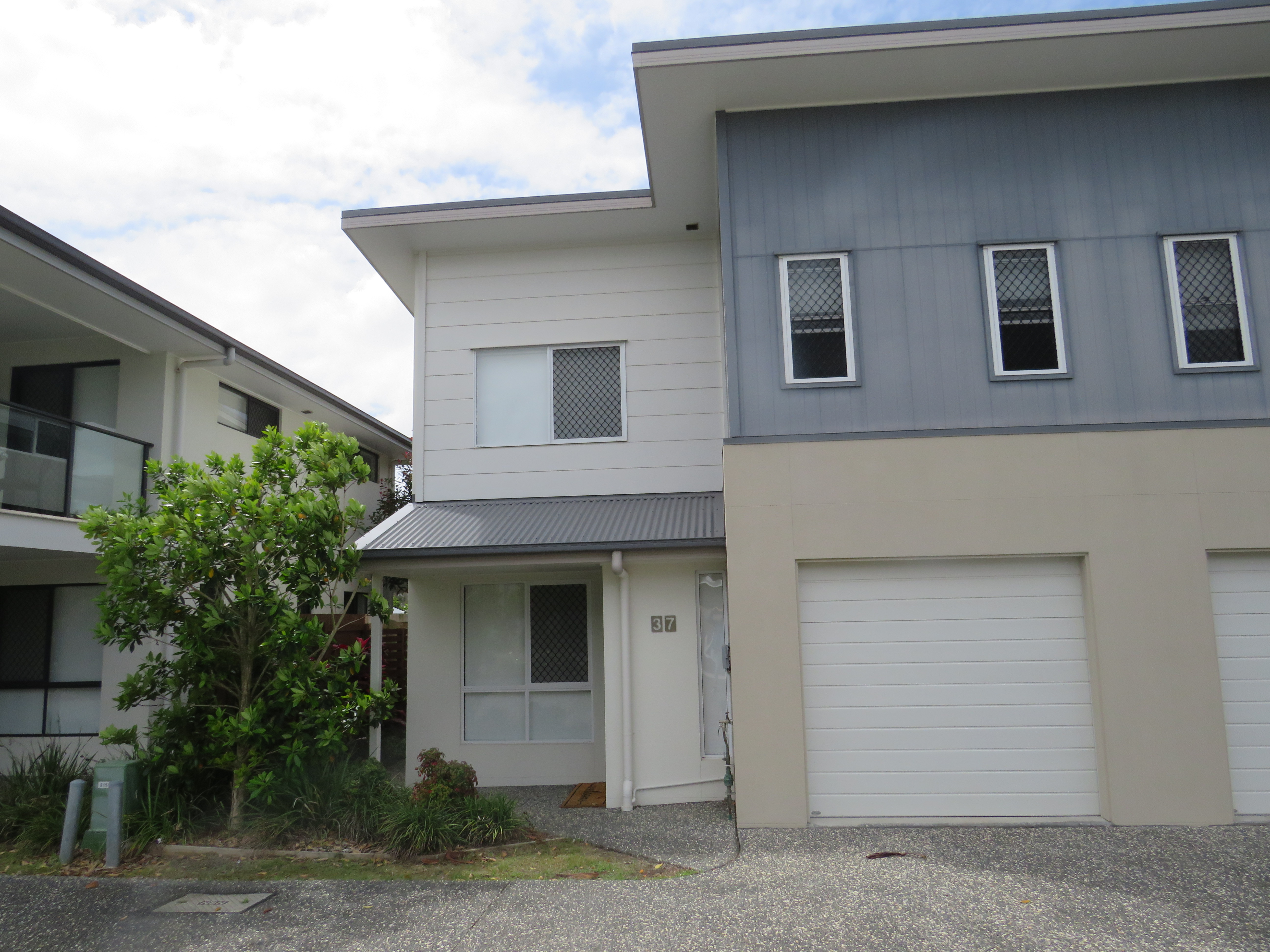 44 HIGHGROVE ST, THORNLANDS QLD 4164, 0 habitaciones, 0 baños, Townhouse