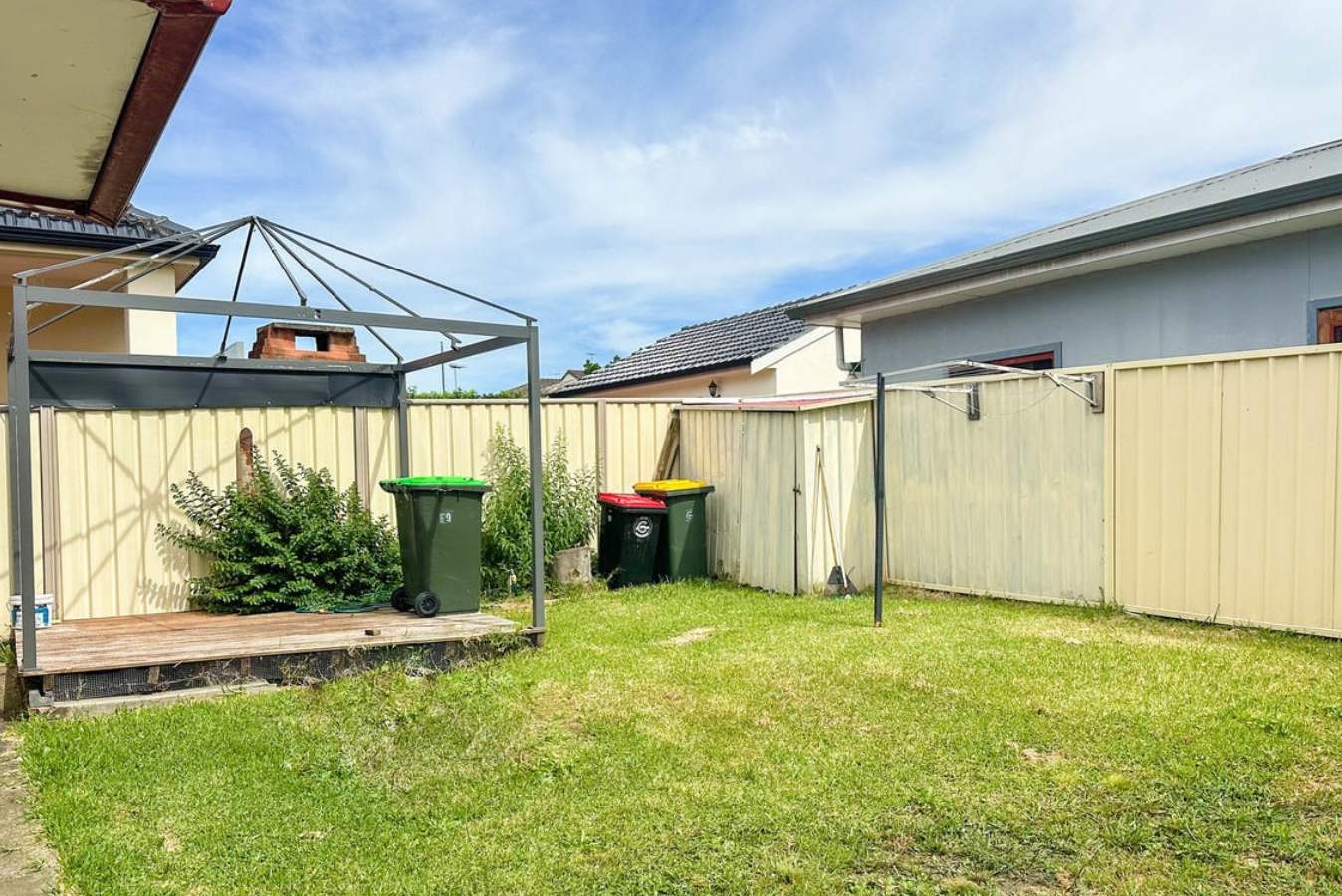 19 ROBERTSON ST, CAMPSIE NSW 2194, 0 غرف, 0 حمامات, House